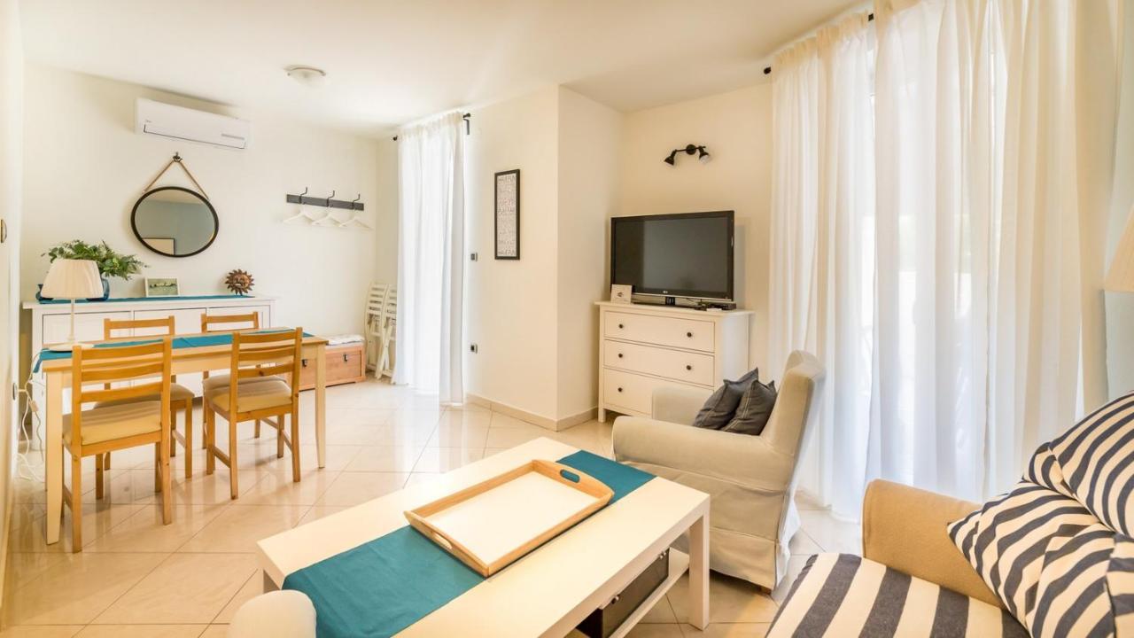 Apartment Rosmarino Baška Buitenkant foto