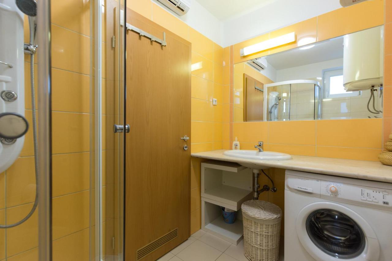 Apartment Rosmarino Baška Buitenkant foto