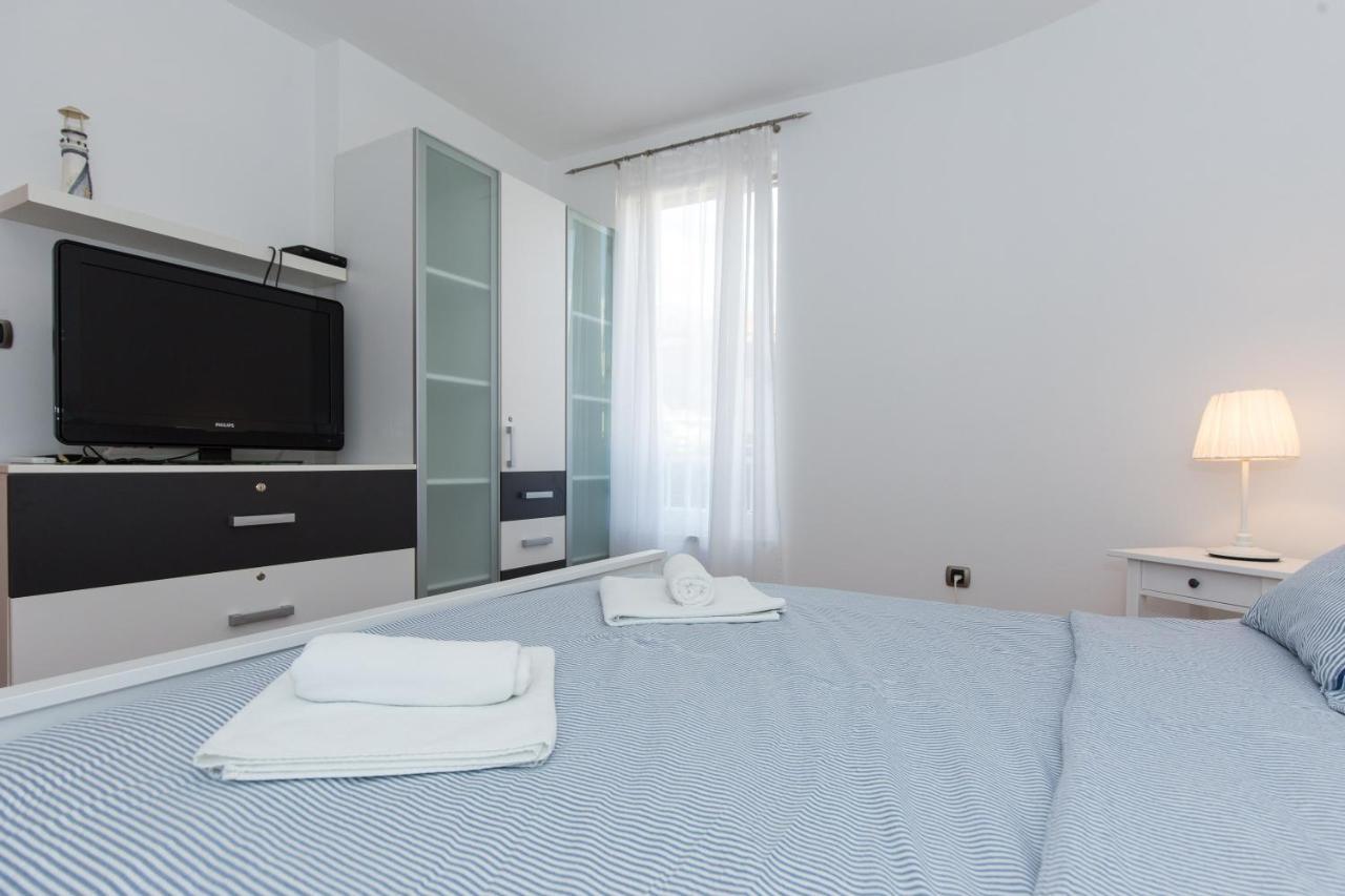Apartment Rosmarino Baška Buitenkant foto